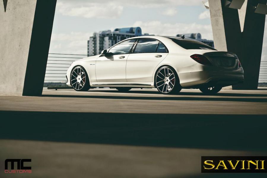  Mercedes-Benz S63 AMG with Savini Wheels 2014 года  (фото 6 из 10)